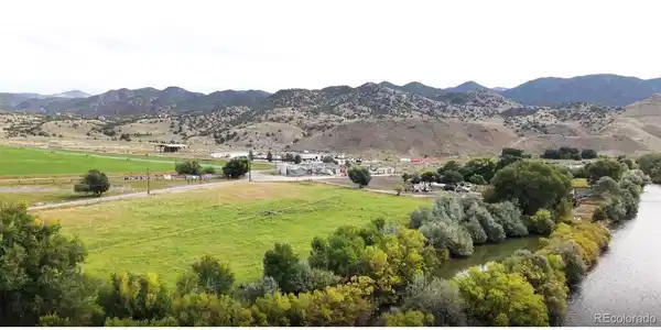 Image 4: Gently slopes toward river Image 4: Gently slopes toward river