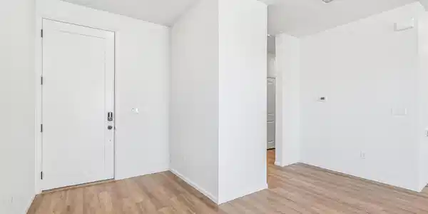 Image 4 Image 4