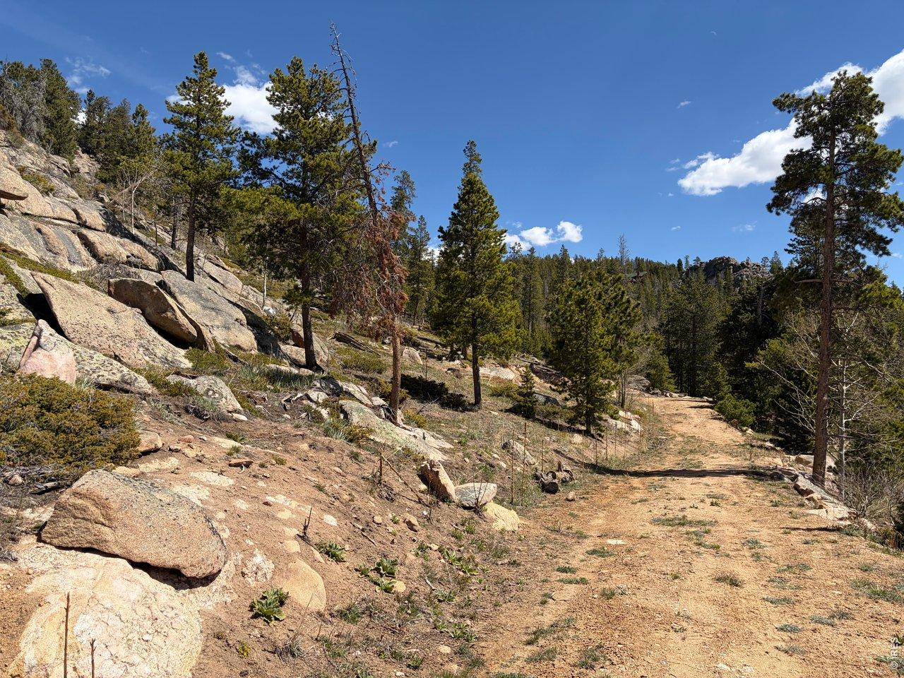 Image 3: Next to private crystal lakes open space park Image 3: Next to private crystal lakes open space park