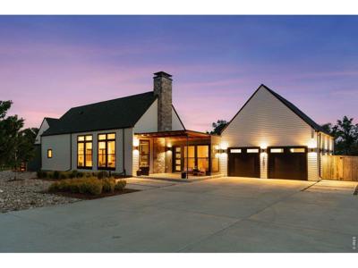 1563 Spring Creek Xing