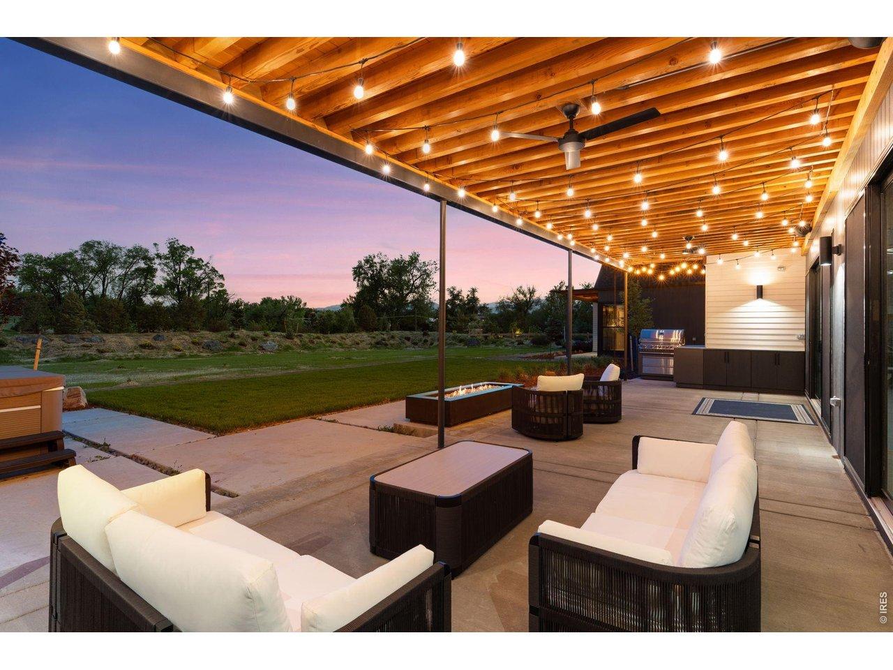 Image 3: Covered Patio Image 3: Covered Patio