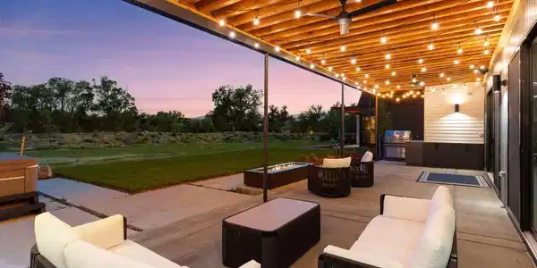 Image 3: Covered Patio Image 3: Covered Patio