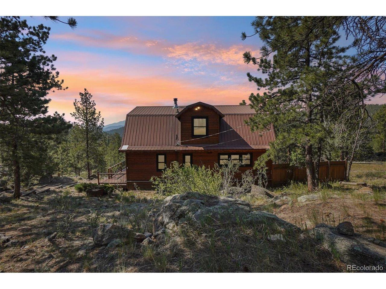 Image 3: A Must-See Home