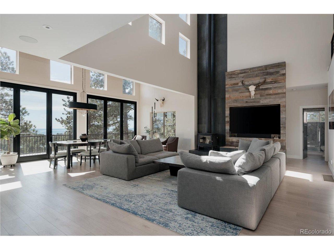 Image 3: Great Room Image 3: Great Room