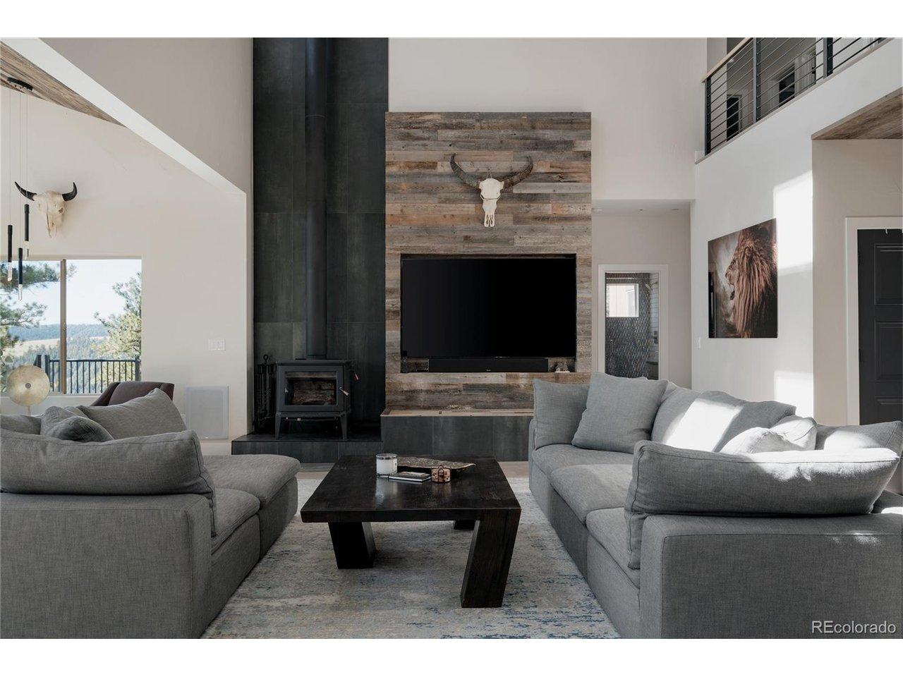 Image 4: Great Room Image 4: Great Room