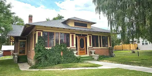 243 Park Ave