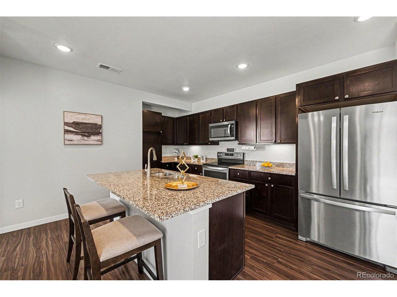 Image 1: Updated Kitchen Finishes