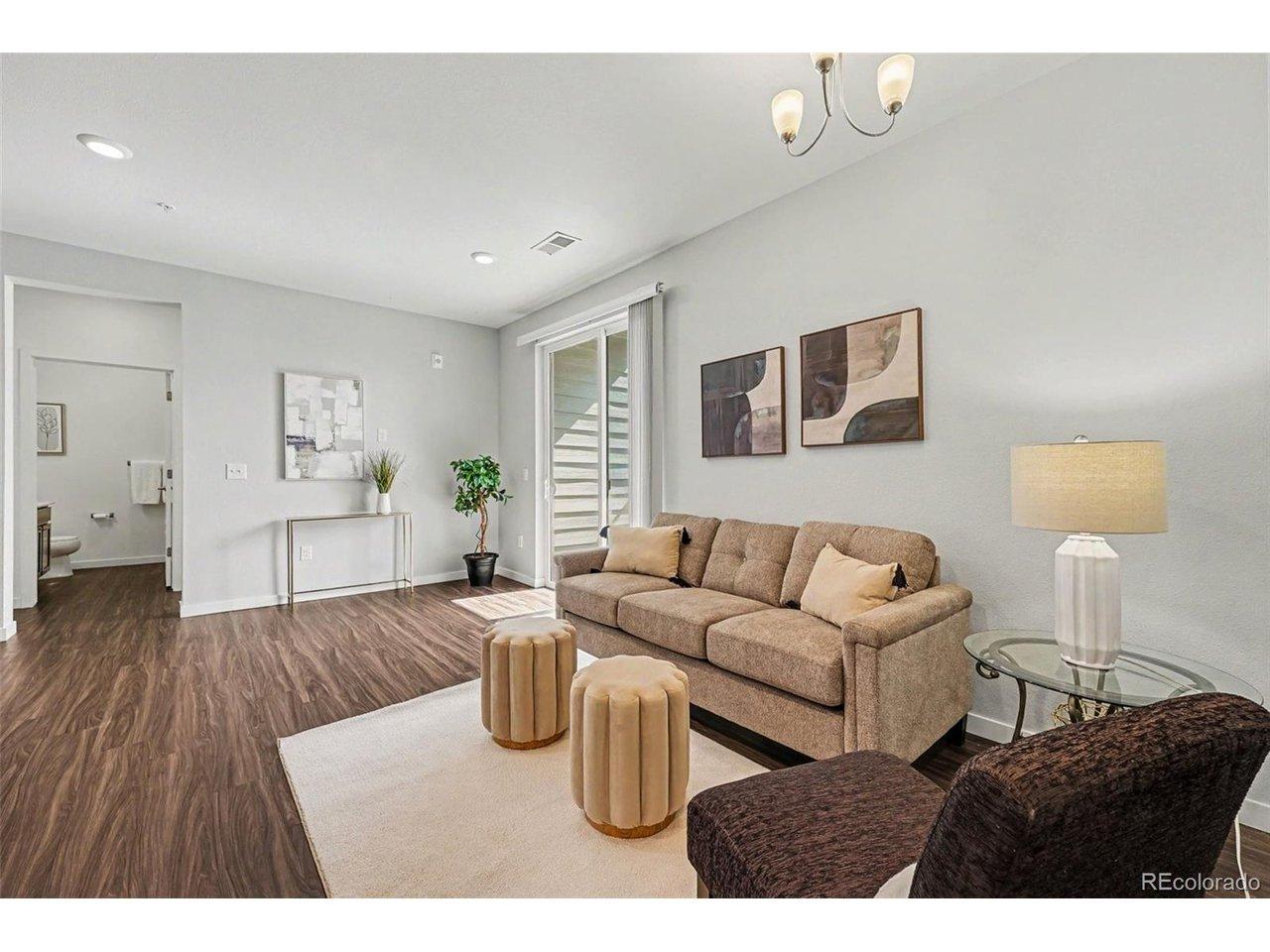 Image 3: Light-Filled Living Area