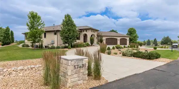 5767 Pelican Shores Dr
