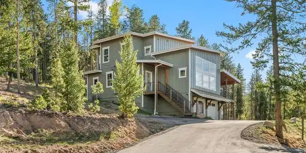 Image 2: Paved Driveway