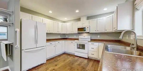 Image 2: Spacious Kitchen