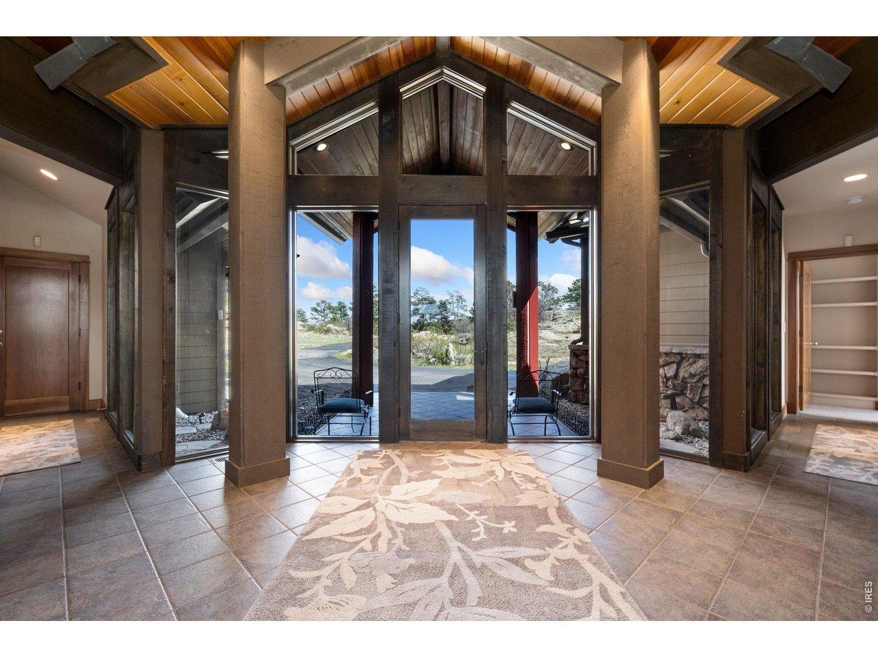 Image 4: Grand Entrance