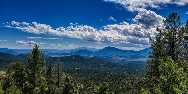 Image 4: Postcard perfect, virtually enhanced. Image 4: Postcard perfect, virtually enhanced.