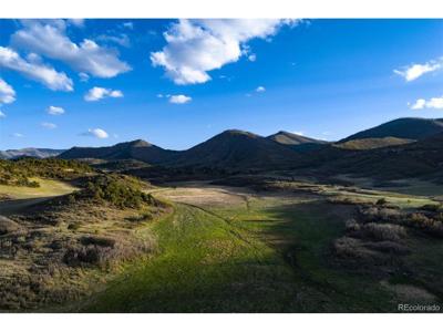 600 Acres