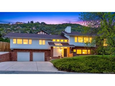 33 Oakridge Dr