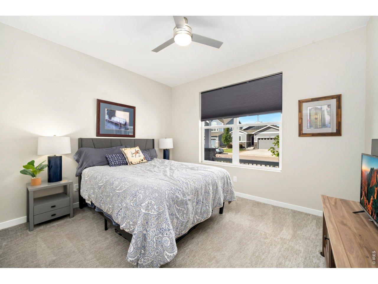 Image 3: Bedroom 2