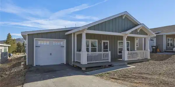 115 Brooklyn Cir