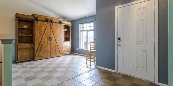 Image 4: Living room Image 4: Living room