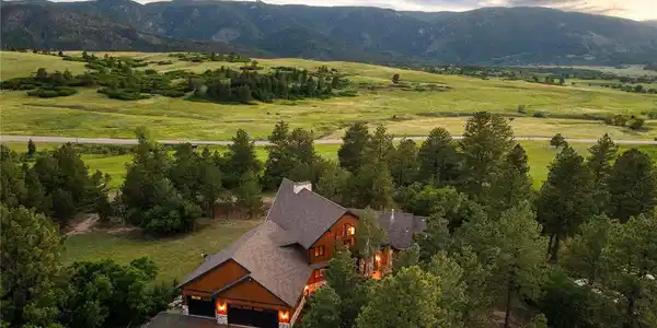 Image 3: Looking over Sandstone Ranch Image 3: Looking over Sandstone Ranch