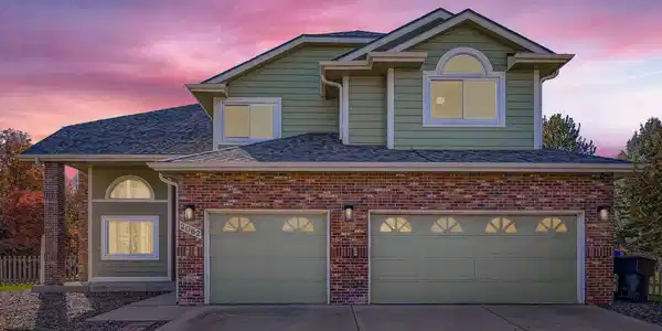 2062 Ridgeview Dr