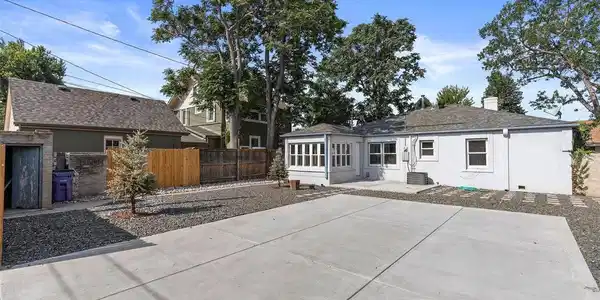 Image 4 Image 4