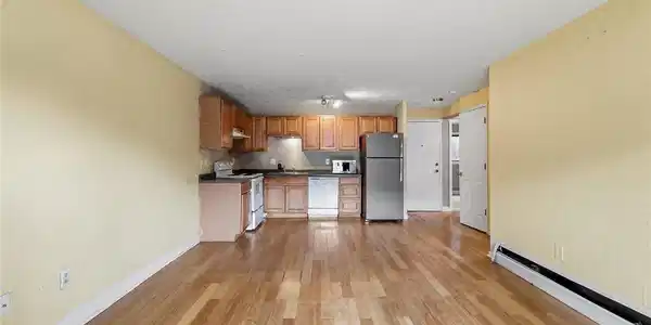 Image 4 Image 4