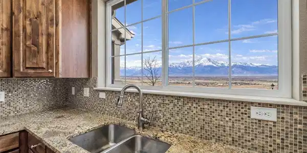 4740 Raven Run