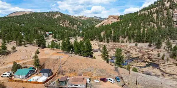 16774 Pine Valley Rd
