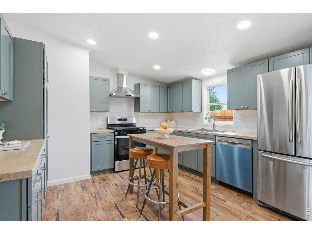 Image 2: Beautifully Remodeled Kitchen Image 2: Beautifully Remodeled Kitchen