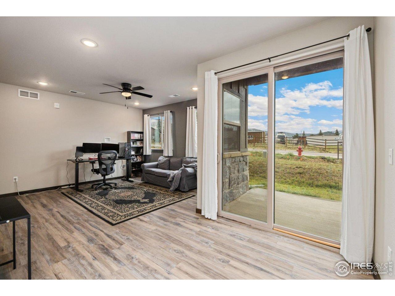 Image 3: Sliders to private patio Image 3: Sliders to private patio