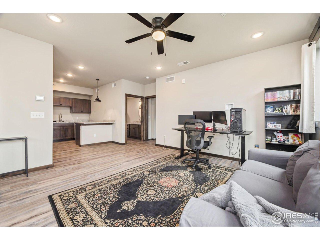 Image 4: Bright and open floorplan! Image 4: Bright and open floorplan!