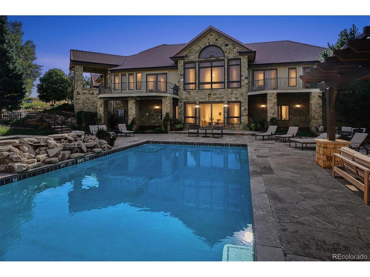 Image 3: Fantastic Entertaining Property with ALL the Bells and Whistles