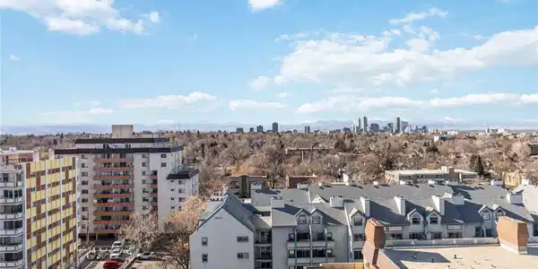 Image 3: The picture does not do this view justice. See for yourself with 3 OPEN HOUSES this weekend. Image 3: The picture does not do this view justice. See for yourself with 3 OPEN HOUSES this weekend.