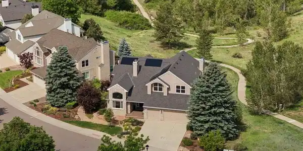 8921 Green Meadows Dr