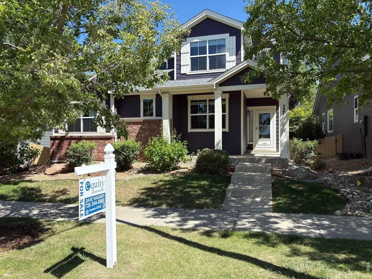 Image 1: Beautiful home at 527 Deerwood Dr Longmont Image 1: Beautiful home at 527 Deerwood Dr Longmont