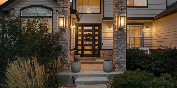 Image 3: Front Porch Sitting
