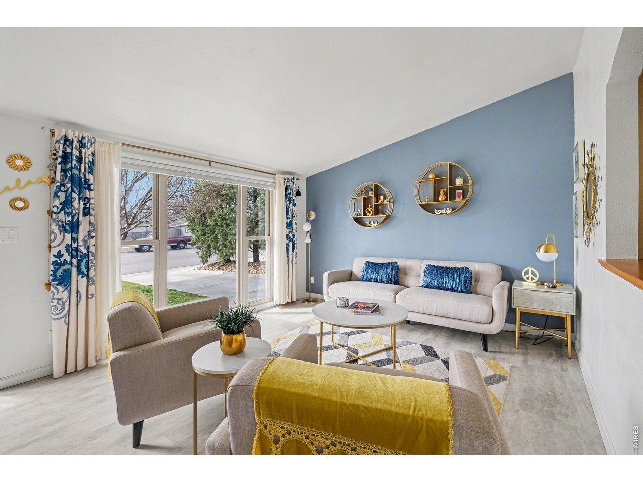Image 2: Living Room Image 2: Living Room