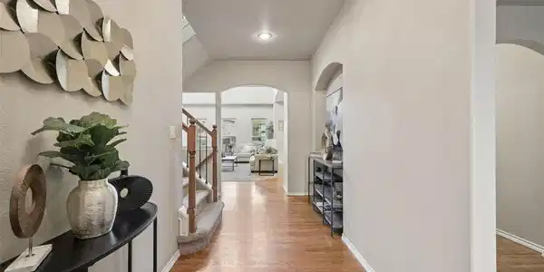 Image 4 Image 4