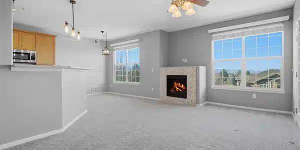 Image 2: Living Room Image 2: Living Room
