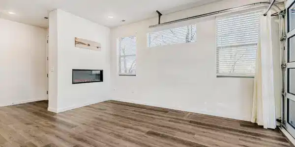 Image 4 Image 4