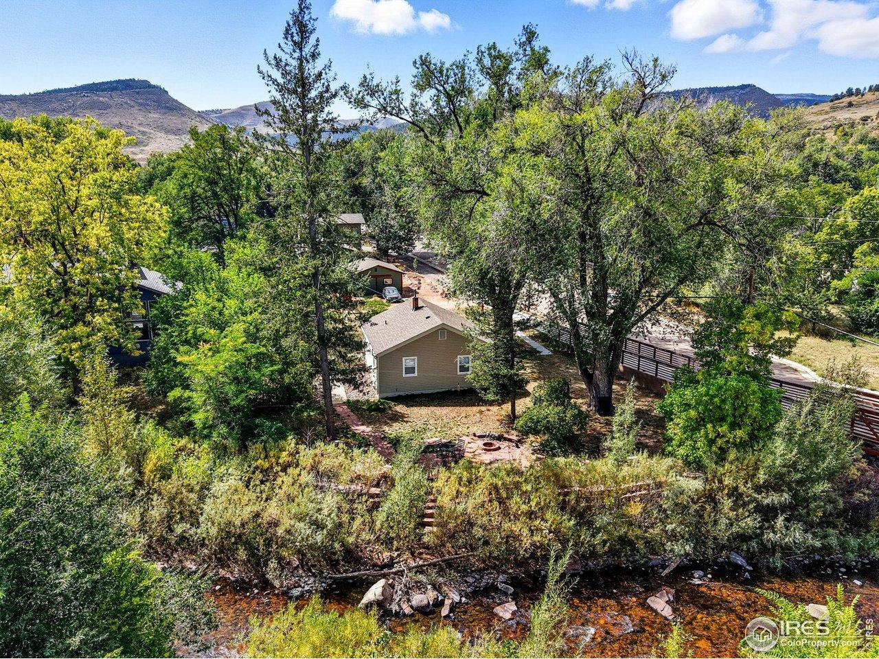 Image 1: Beautiful Creekside Setting! Image 1: Beautiful Creekside Setting!