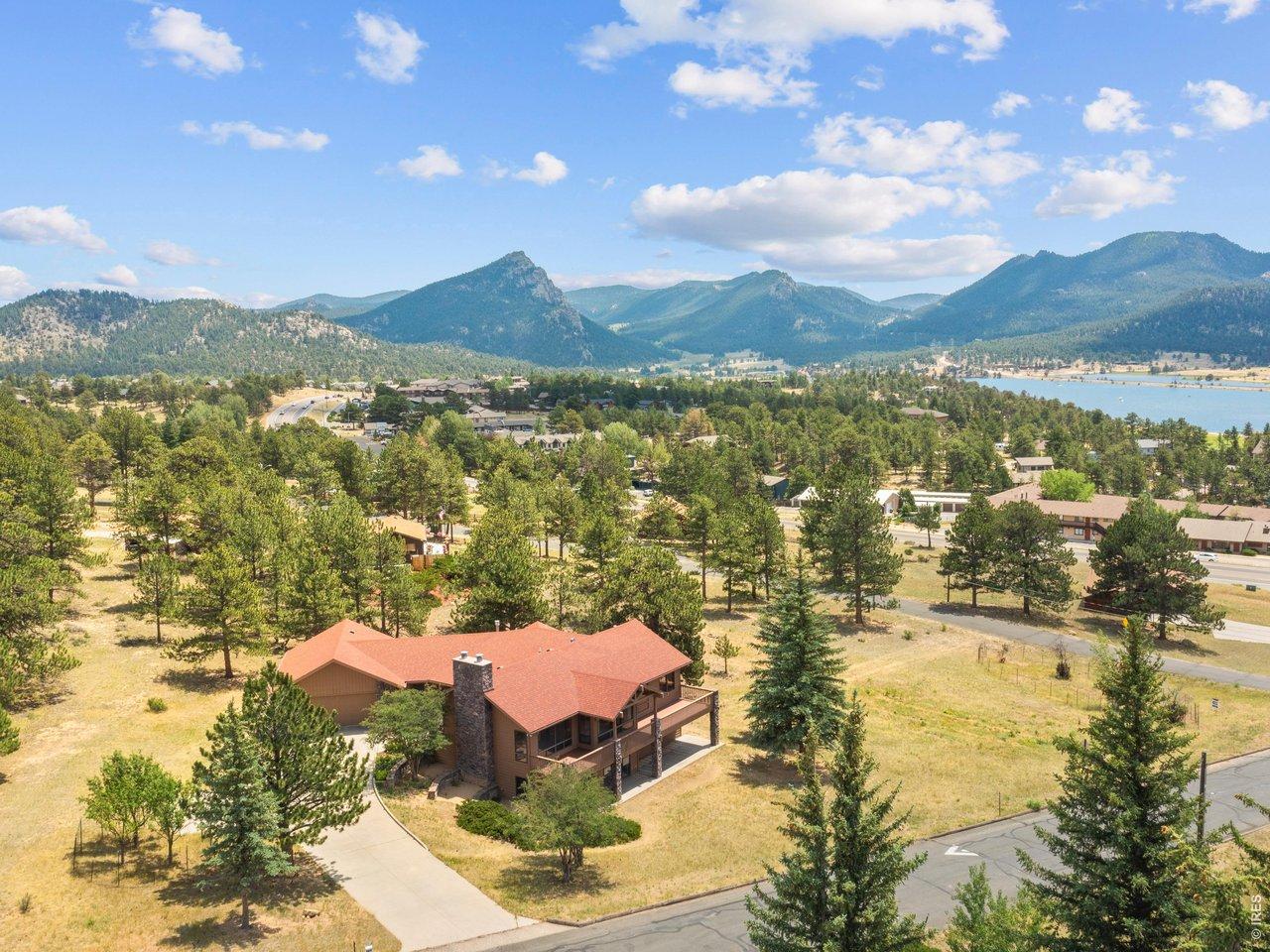 Image 4: Lake Estes and Olympus to the East Image 4: Lake Estes and Olympus to the East