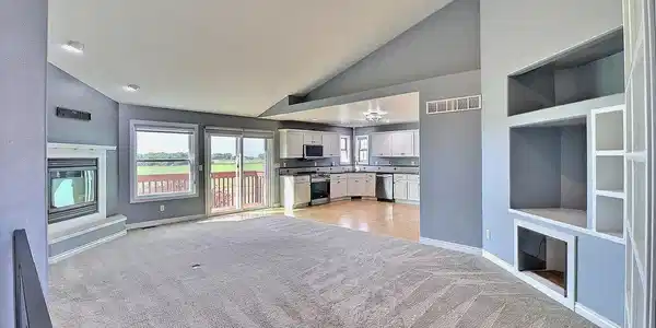Image 4: Step Into a Great Open Floor Plan Image 4: Step Into a Great Open Floor Plan