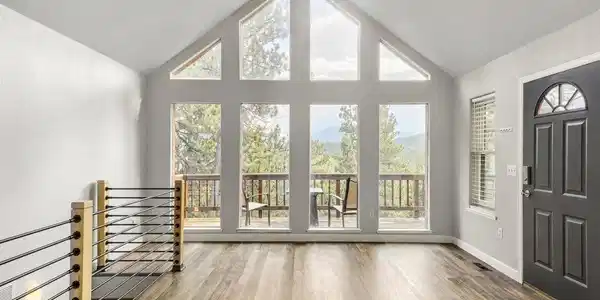 Image 2: 07 Living Room.jpg Image 2: 07 Living Room.jpg
