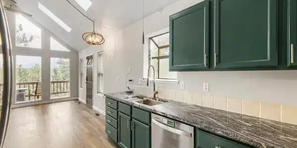 Image 4: 11 Kitchen.jpg Image 4: 11 Kitchen.jpg