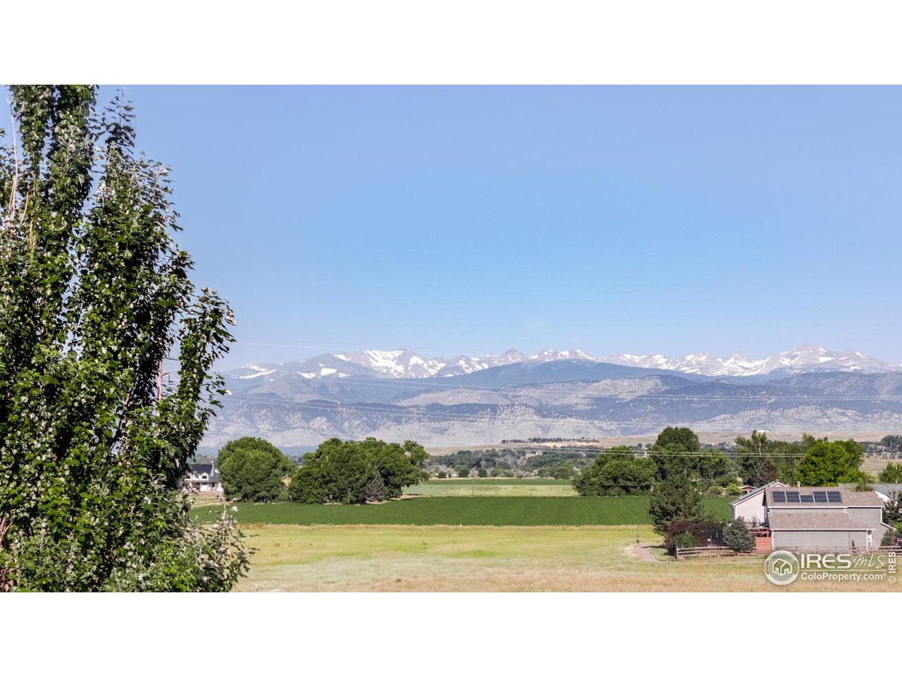 Image 2: Perfectly positioned to capture unobstructed, panoramic mountain views and backing to peaceful open space, this rare offering promises unrivaled privacy and an inspiring natural backdrop. Image 2: Perfectly positioned to capture unobstructed, panoramic mountain views and backing to peaceful open space, this rare offering promises unrivaled privacy and an inspiring natural backdrop.