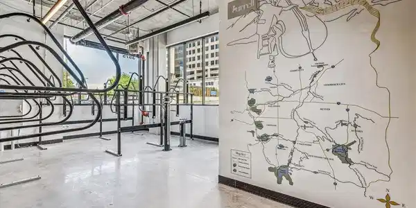 Image 4: Bike Room Image 4: Bike Room