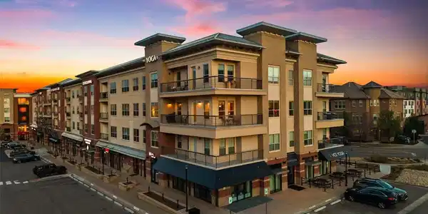 10111 Inverness Main St