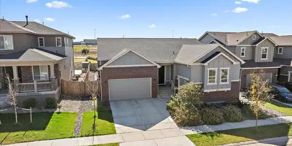 672 W 128th Pl