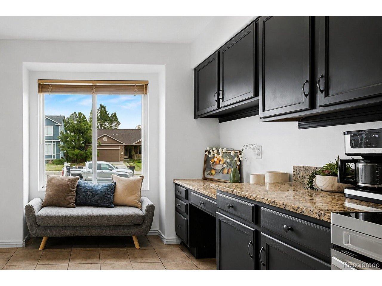 Image 4: kitchen nook + built in desk Image 4: kitchen nook + built in desk